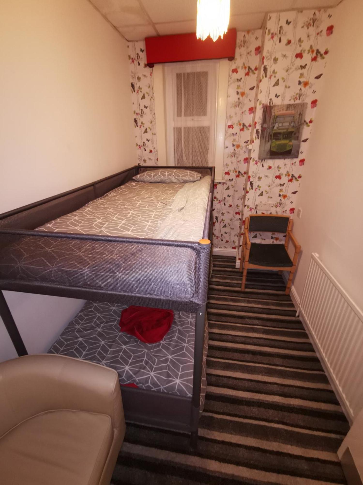 Bukhari Hotel Blackpool Bilik gambar