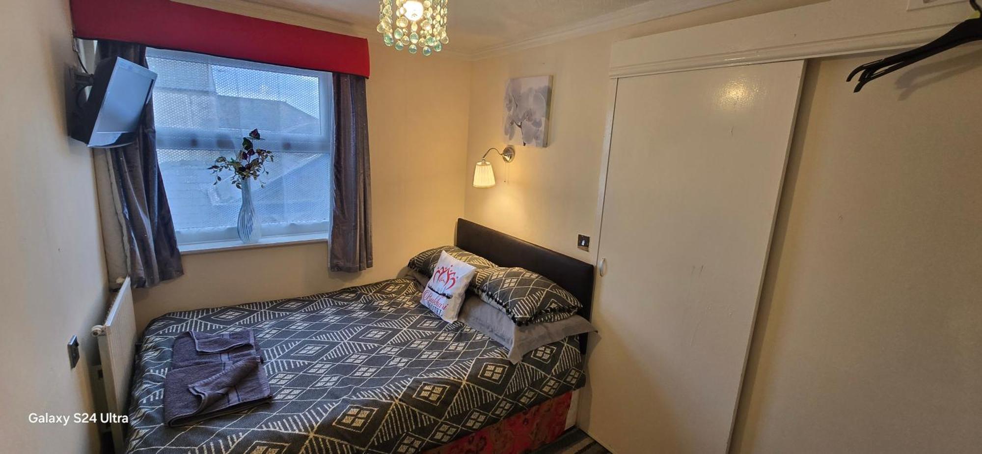 Bukhari Hotel Blackpool Bilik gambar