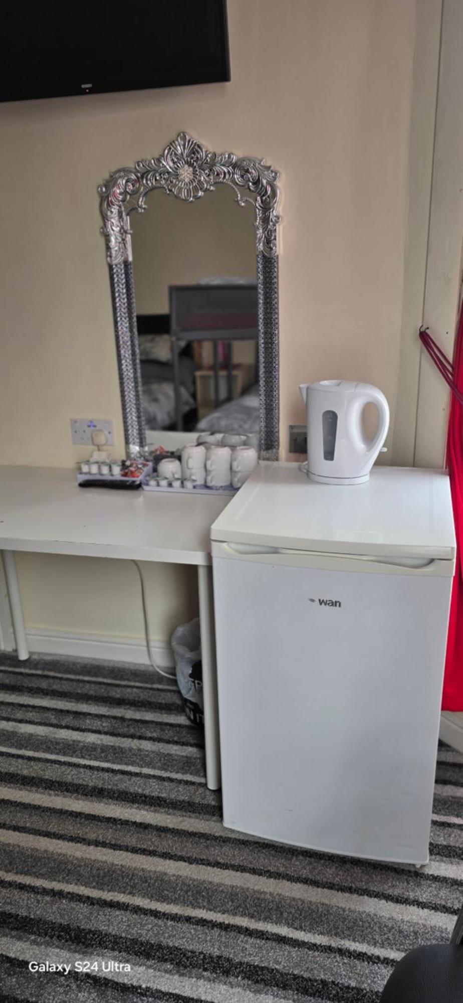 Bukhari Hotel Blackpool Bilik gambar