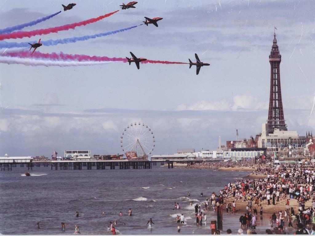 Bukhari Hotel Blackpool Luaran gambar